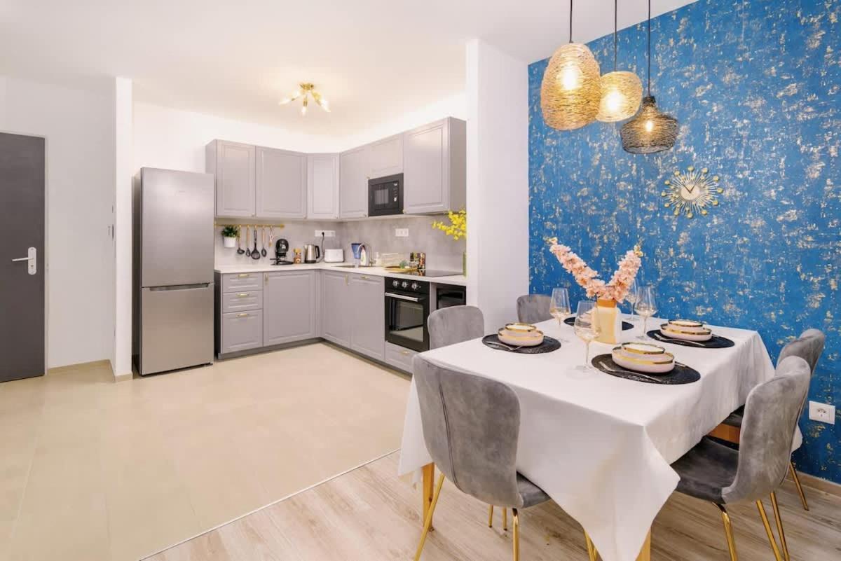 Apartamento A101 - Liberty Bridge Projection With Free Parking *